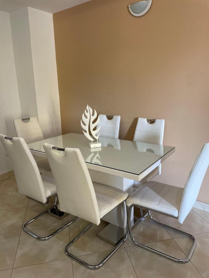 Apartamentos Avenida Прая Екстериор снимка